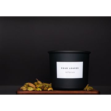 Refocus scented candle - Four Leaves