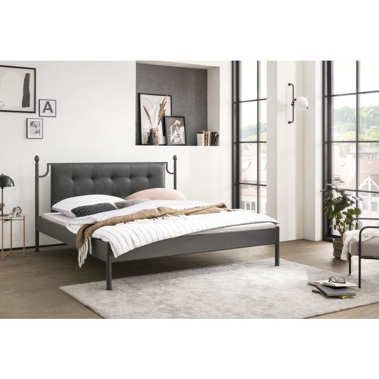 BB_Bett-2a