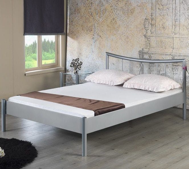 Hanna metalen bed
